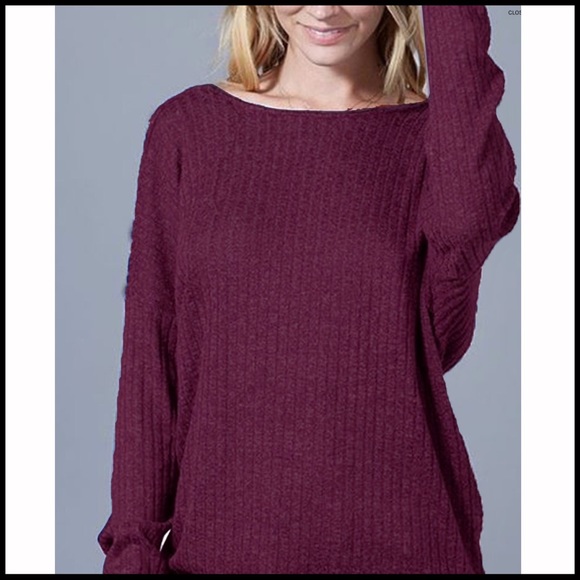 Ribbed Knot Twist Top - Picture 3 of 5